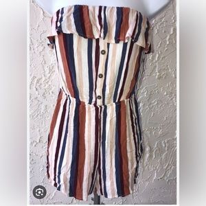 Sleeveless ruffle romper